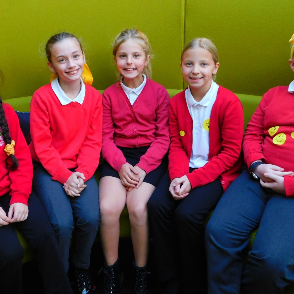 Smith's Wood Primary Academy - Hello Yellow!